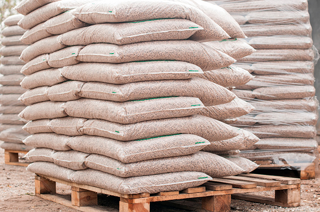 Palette de pellets pour l'alimentation d'une chaudière à pellets. 